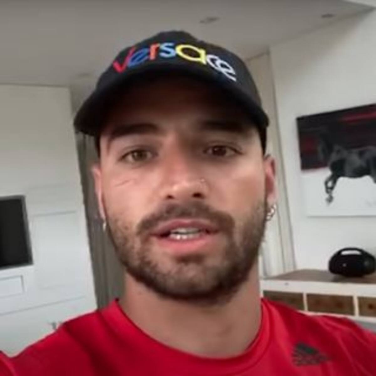 Maluma mostró su increíble mansión en Medellín en donde pasa la cuarentena