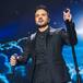 Luis Fonsi aprovecha el prime time para reivindicar la labor de los profesores: “Gracias a los maestros que ayudan y cambian la vida de los alumnos”