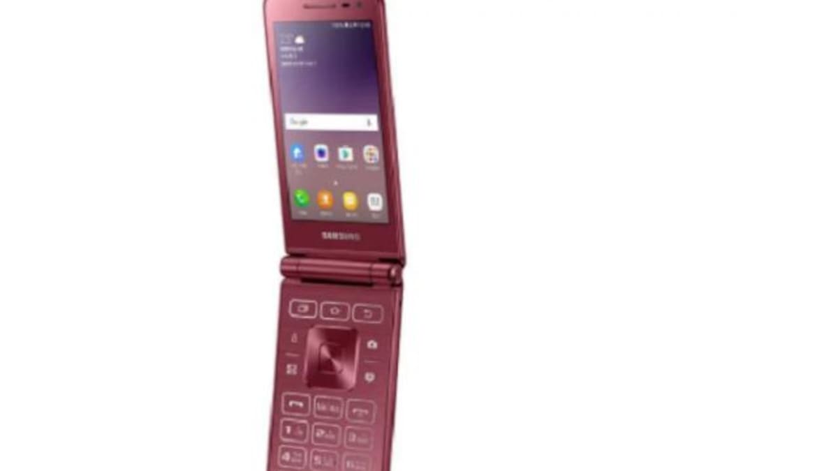 ¡Volvieron! Lanzaron un celular con tapita y teclado
