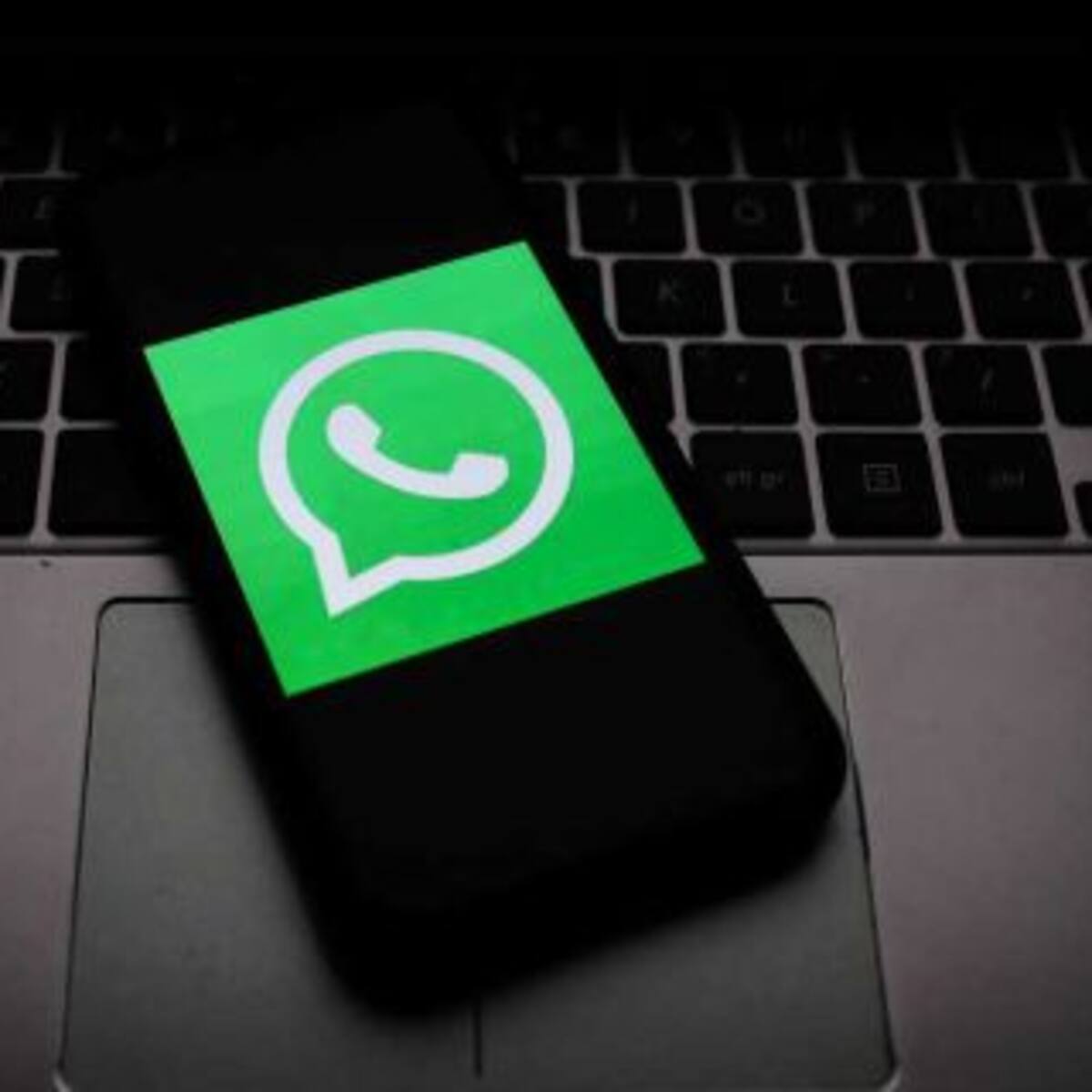 Ya se puede utilizar cualquier emoji para reaccionar a los mensajes de WhatsApp