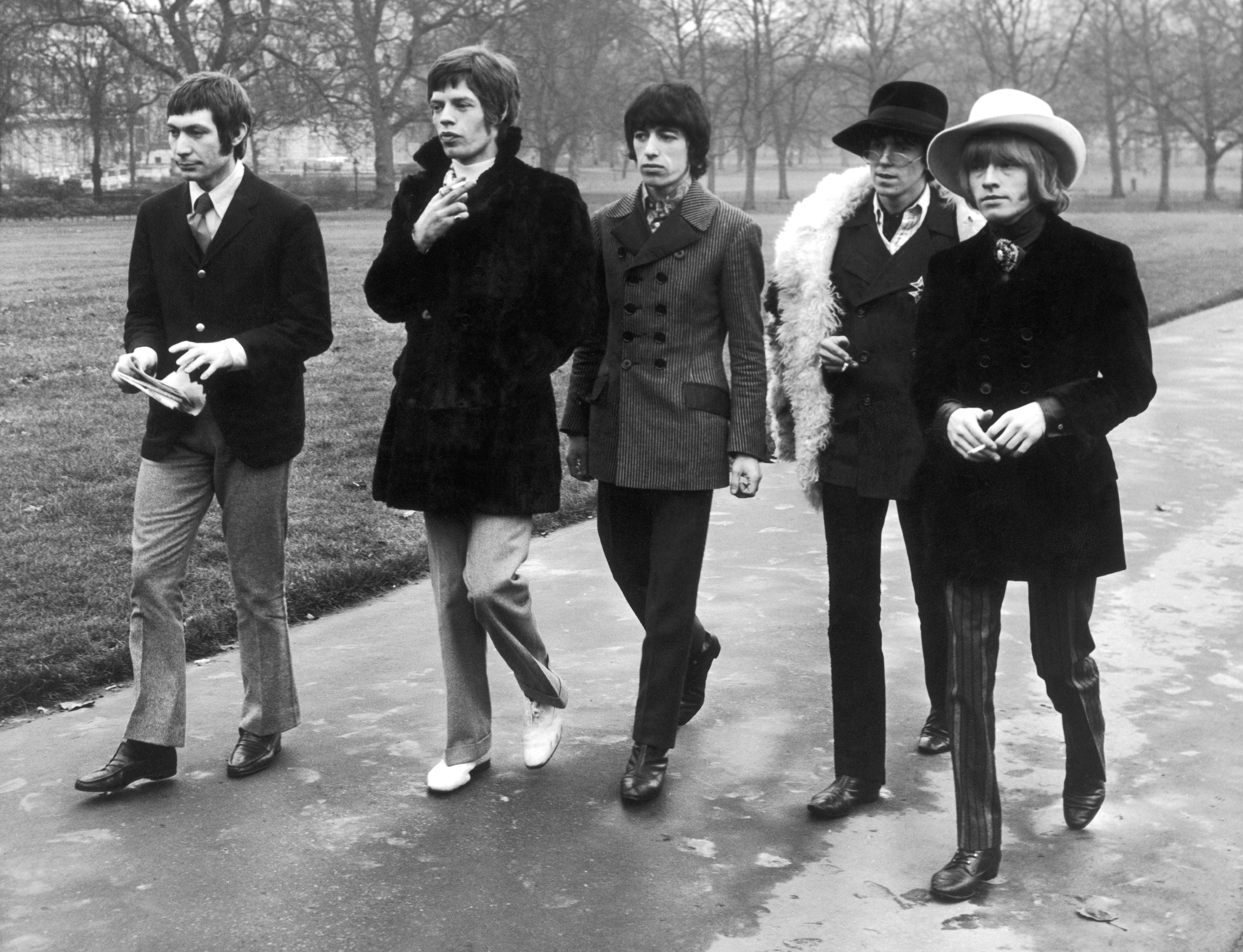 Charlie Watts, Mick Jagger, Bill Wyman, Keith Richard y Brian Jones de The Rolling Stones
