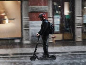 La gran borrasca Lola traerá tormentas, viento y lluvias de barro este fin de semana