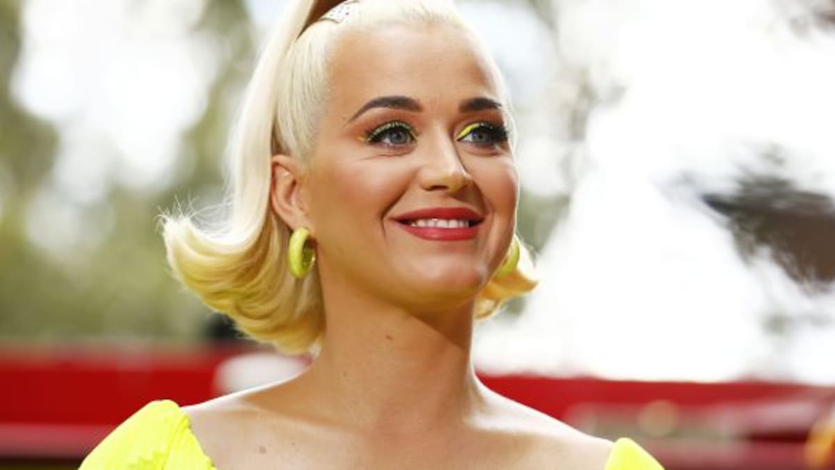 Critican a Katy Perry por obligar a su perro a ser vegano