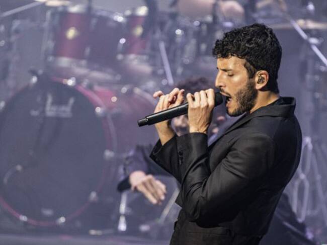 Yatra, dándolo todo con 'Devuélveme el corazón'.