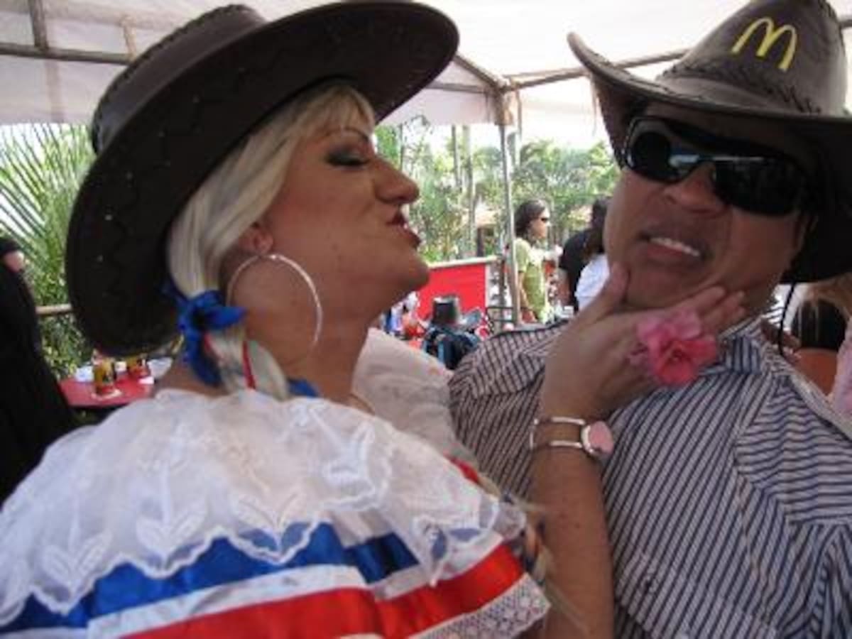 Brenda Esparza y Jair