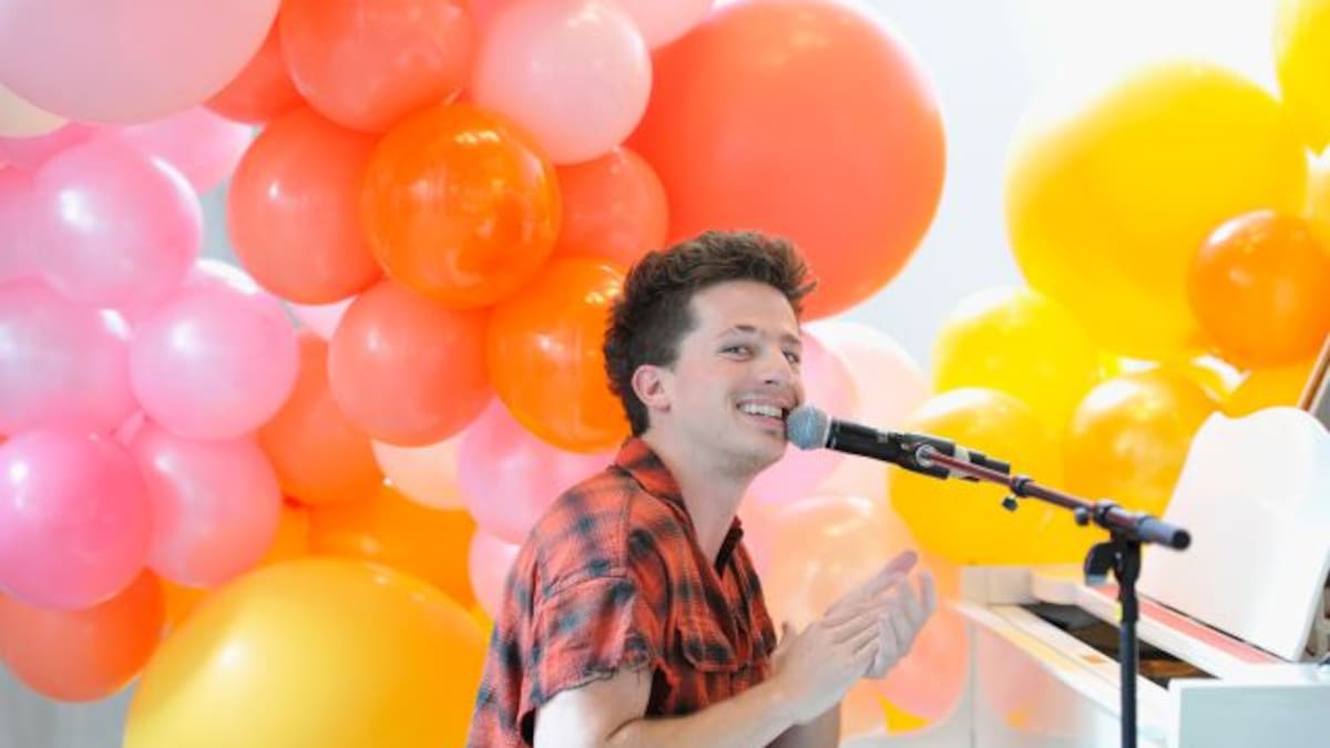 Charlie Puth vomita por no poder decidir entre Selena Gomez y Meghan Trainor