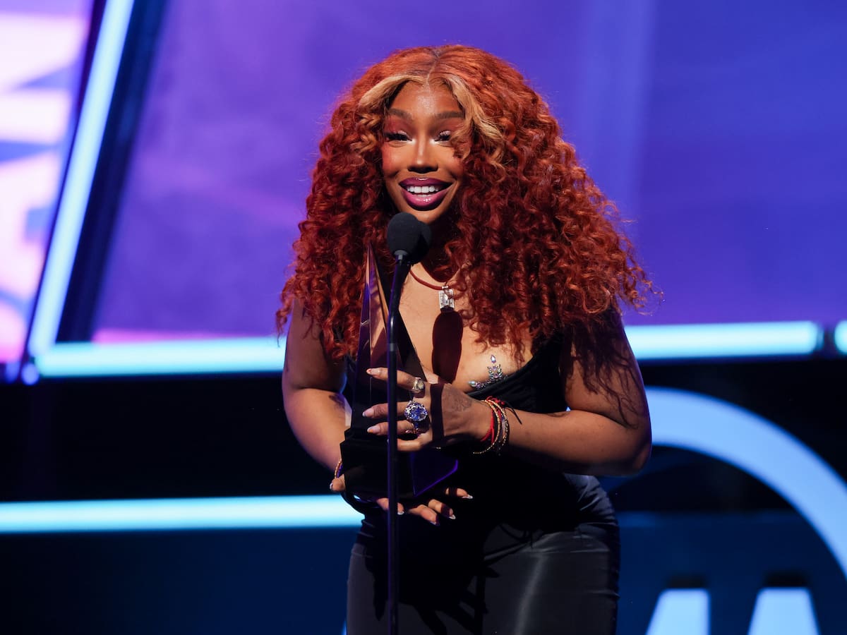 SZA estalla contra el uso de la Inteligencia Artificial en la música: "No entrenéis a la IA con vuestra genialidad"