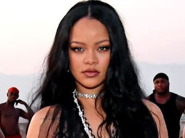 Dua Lipa, Rihanna o Shawn Mendes coinciden en su manera de felicitar la Navidad recurriendo a la infancia ©copyright los40.com