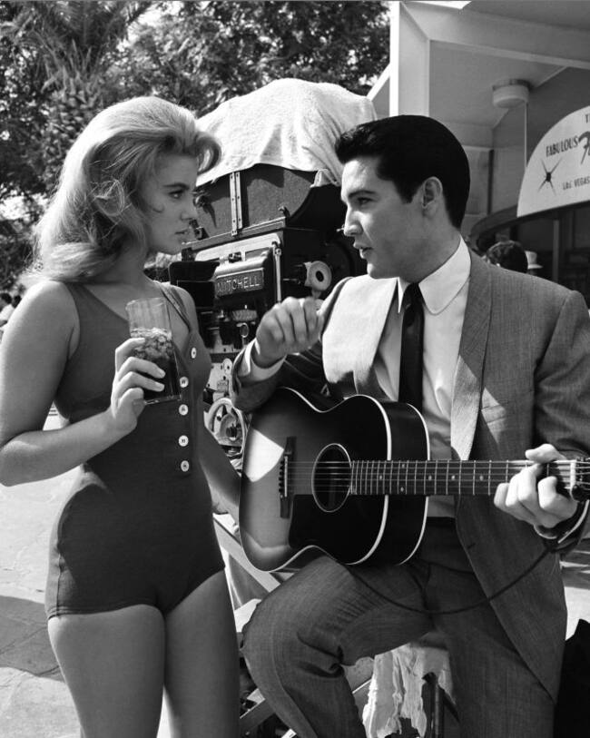 Ann-Margret y Elvis en una de las escenas