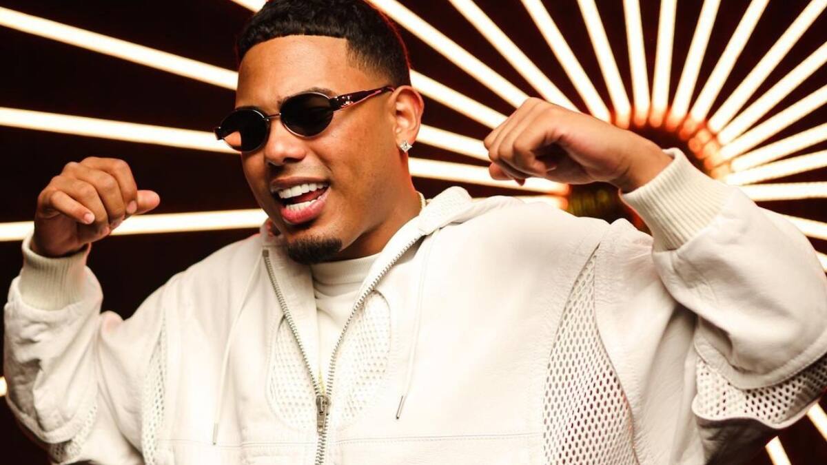 Luke Towers Rapper Myke Towers lanza su nuevo sencillo “Luces De Neón” | Música | LOS40 Chile