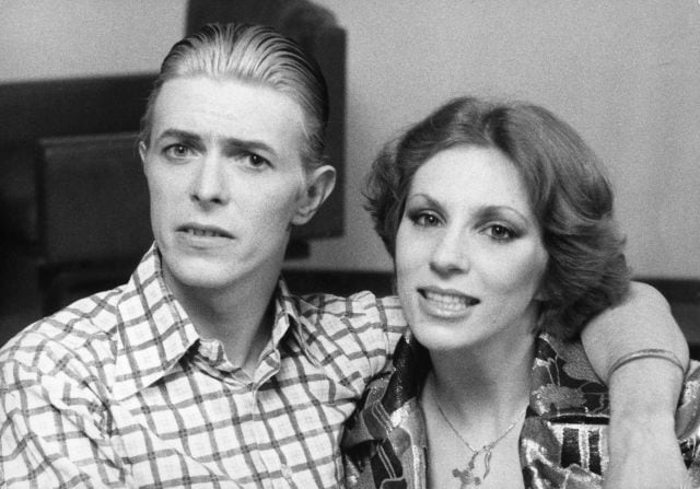 David Bowie y su mujer Angie.