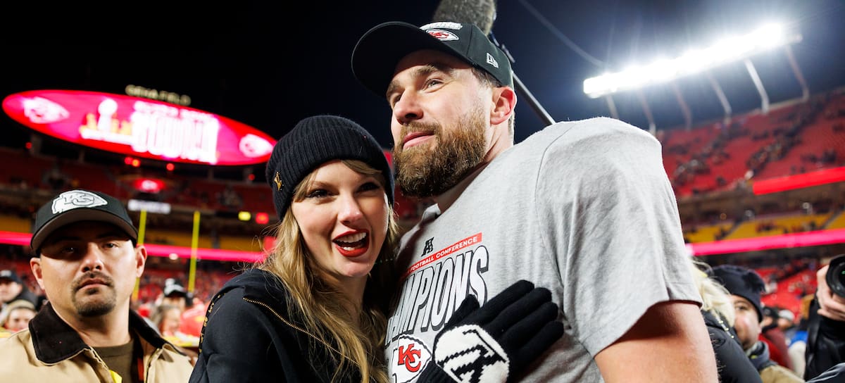 Taylor Swift y Travis Kelce celebrando la Super Bowl de los Kansas City Chiefs, enero de 2025.
