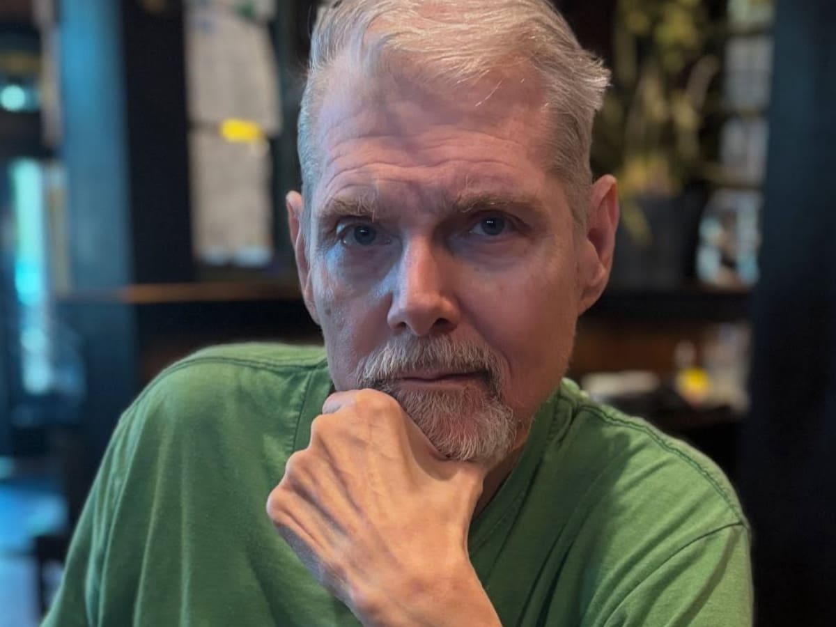 Muere Tom Kane a los 64 años, voz del Profesor Utonium en ‘Las Supernenas’ y el Almirante Yularen en ‘Star Wars: The Clone Wars’