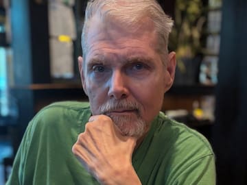 Muere Tom Kane a los 64 años, voz del Profesor Utonium en ‘Las Supernenas’ y el Almirante Yularen en ‘Star Wars: The Clone Wars’