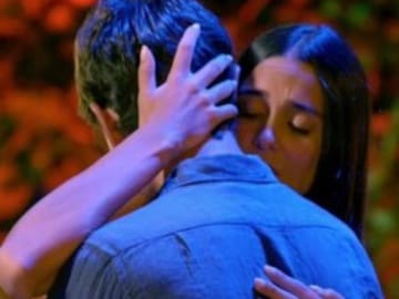 Anabel Pantoja y Arantxa Coca flipan con la hoguera final de Javi y Claudia en ‘La isla de las tentaciones’