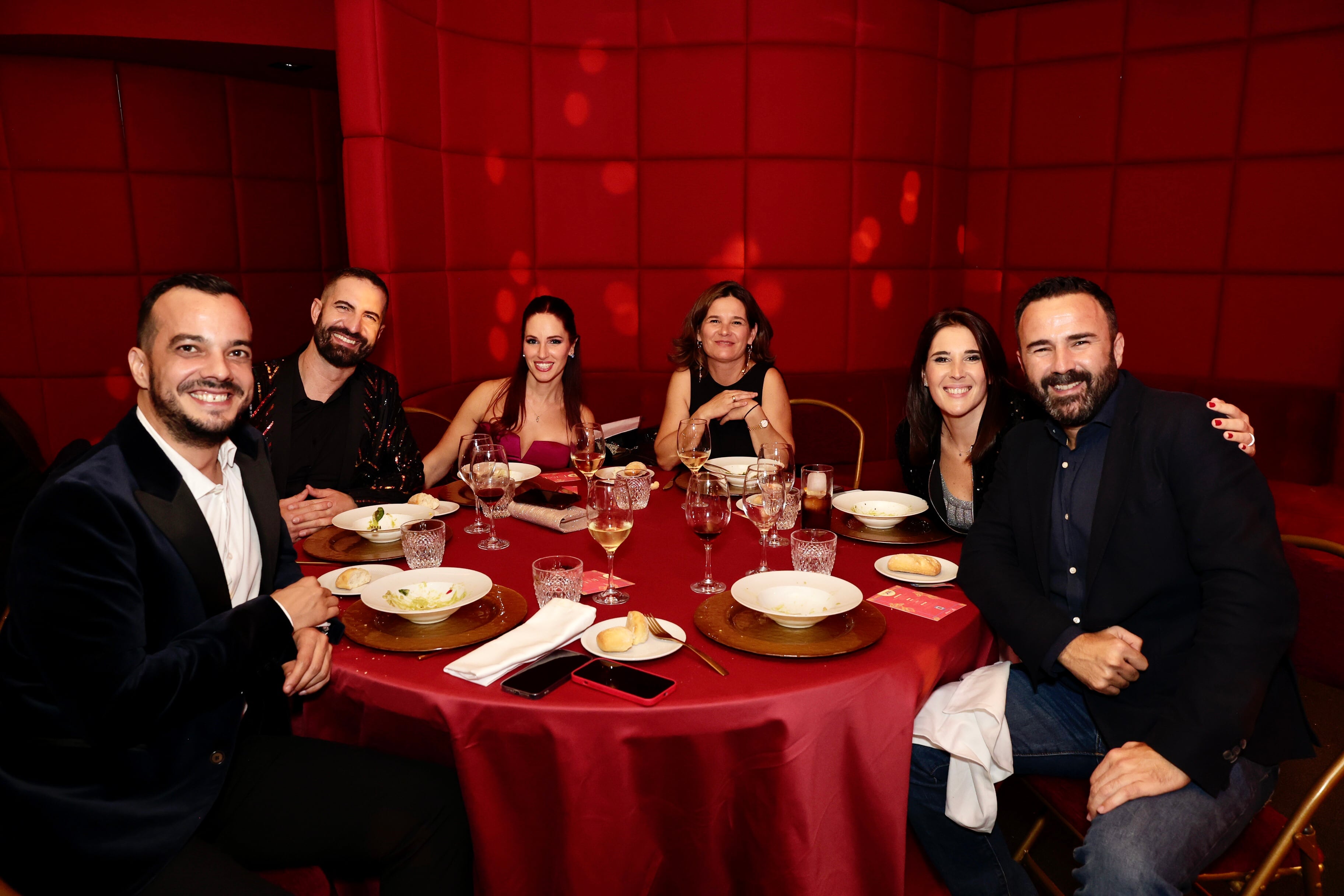 Nuestros compañeros de LOS40 Classic en la cena de nominados de LOS40 Music Awards Santander 2023 / Foto: Jorge París y Elena Buenavista