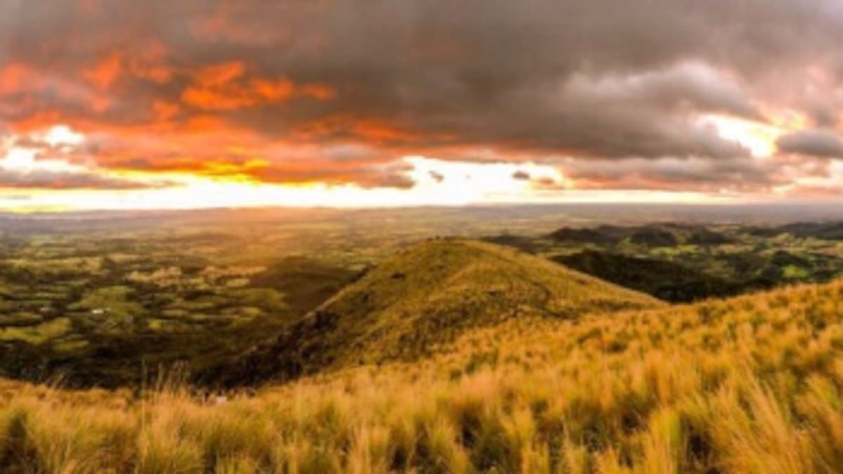 ¿Qué tiene Cerro Pelado que es el sitio de moda para pasear?