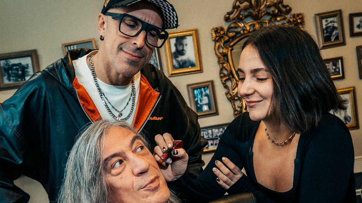 Sopa de Cabra amb Suu i Mon DJ renoven 'Camins'