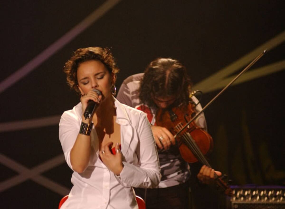 Brillando en su tierra