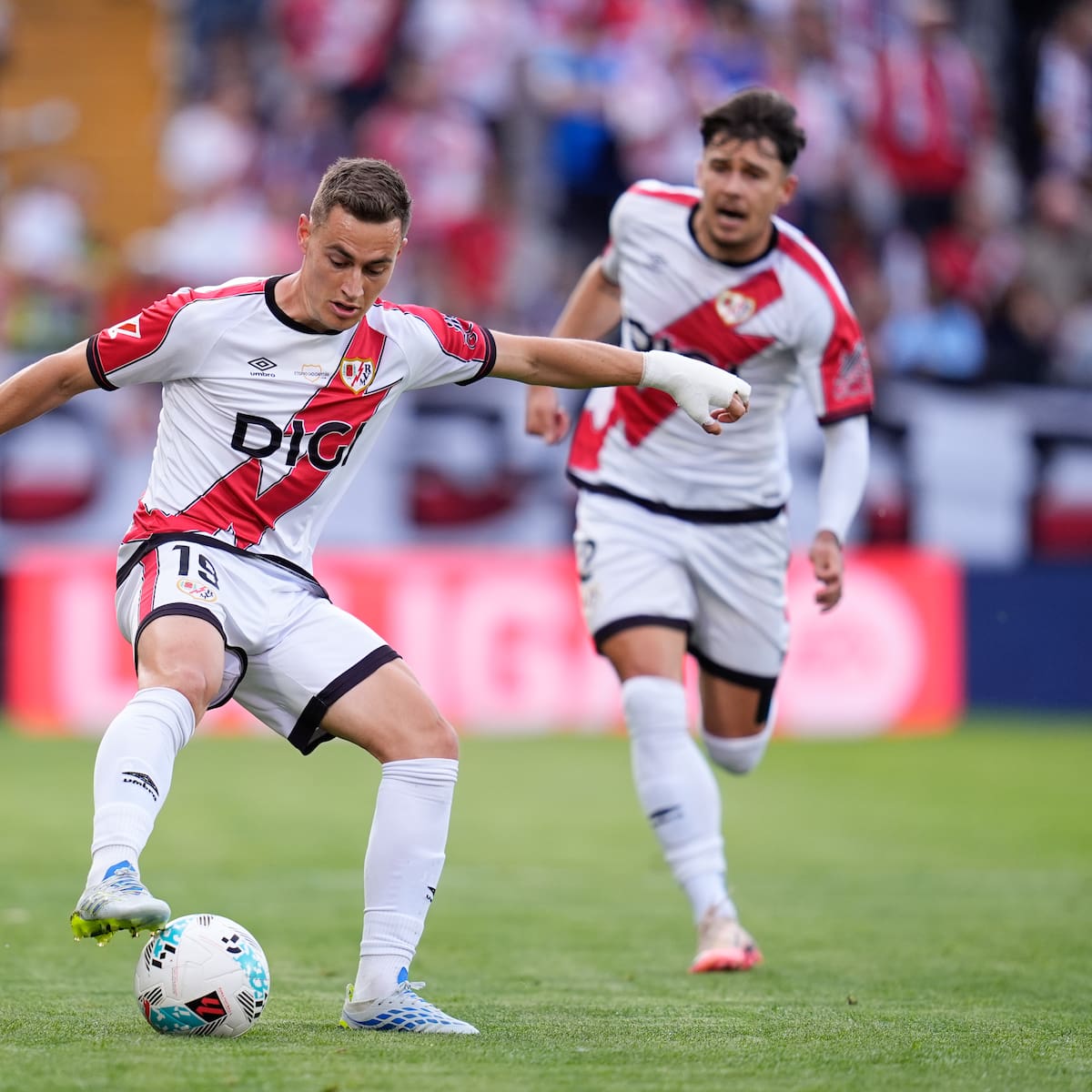 Rayo Vallecano – Crystal Palace: a qué hora empieza el partido y dónde ver la final de la Conference League 2026 en TV, online y alineaciones