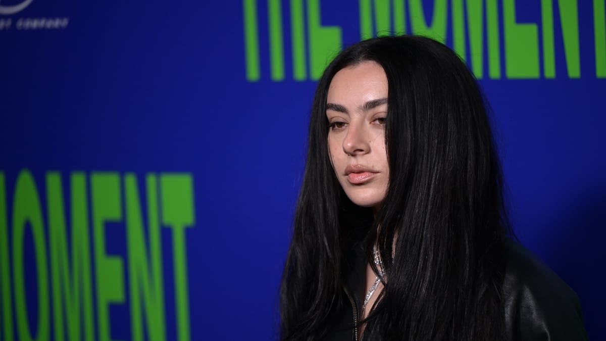 La película 'The Moment' de Charli XCX ya tiene fecha de estreno en HBO Max