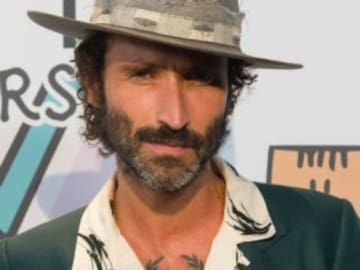 La curiosa historia de ‘Flecha’, la canción que Leiva guardó en un cajón durante mucho tiempo