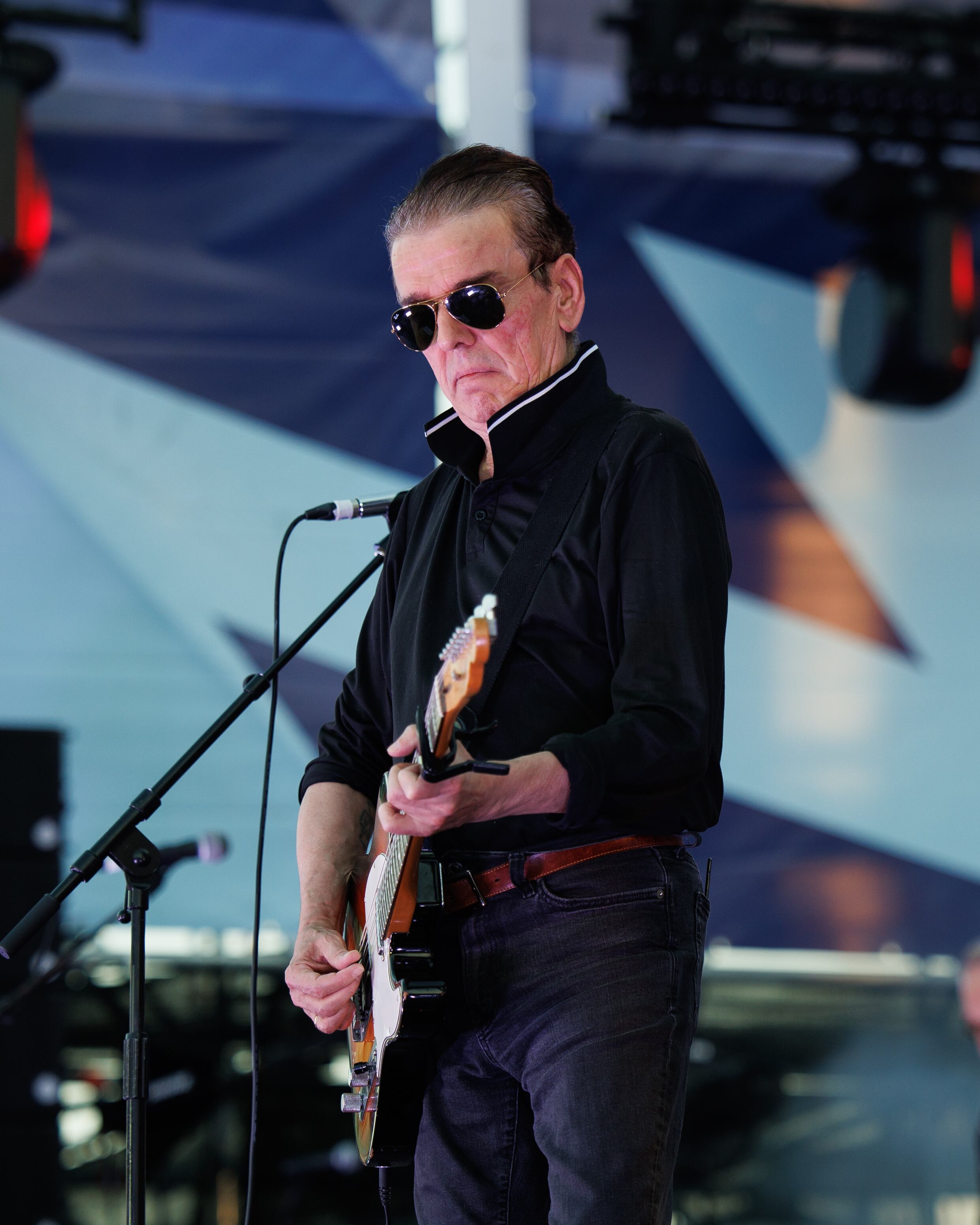 Jaime Urrutia de Gabinete Caligari puso a disfrutar a todo el público en el escenario Abanca