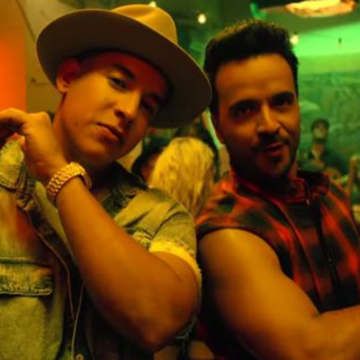 ¡Luis Fonsi se quedó con el puesto 1!