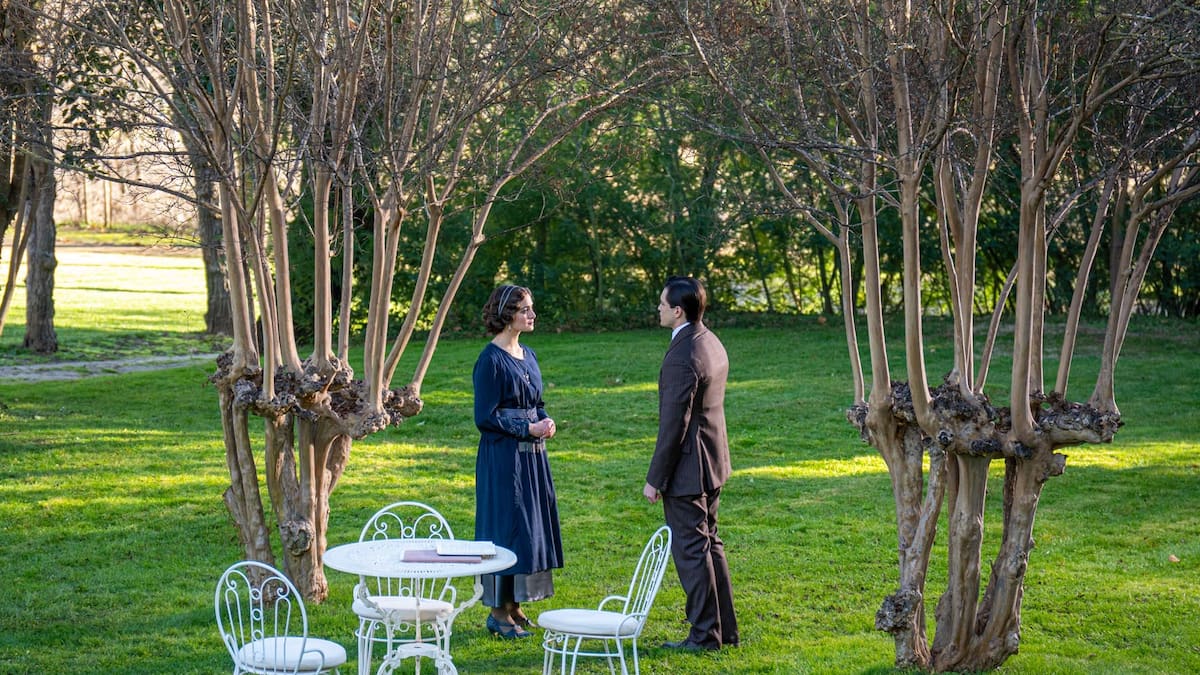 Avance semanal de La Promesa entre el 9 y el 13 de marzo: Un beso que lo cambia todo y un regreso que desestabiliza el palacio