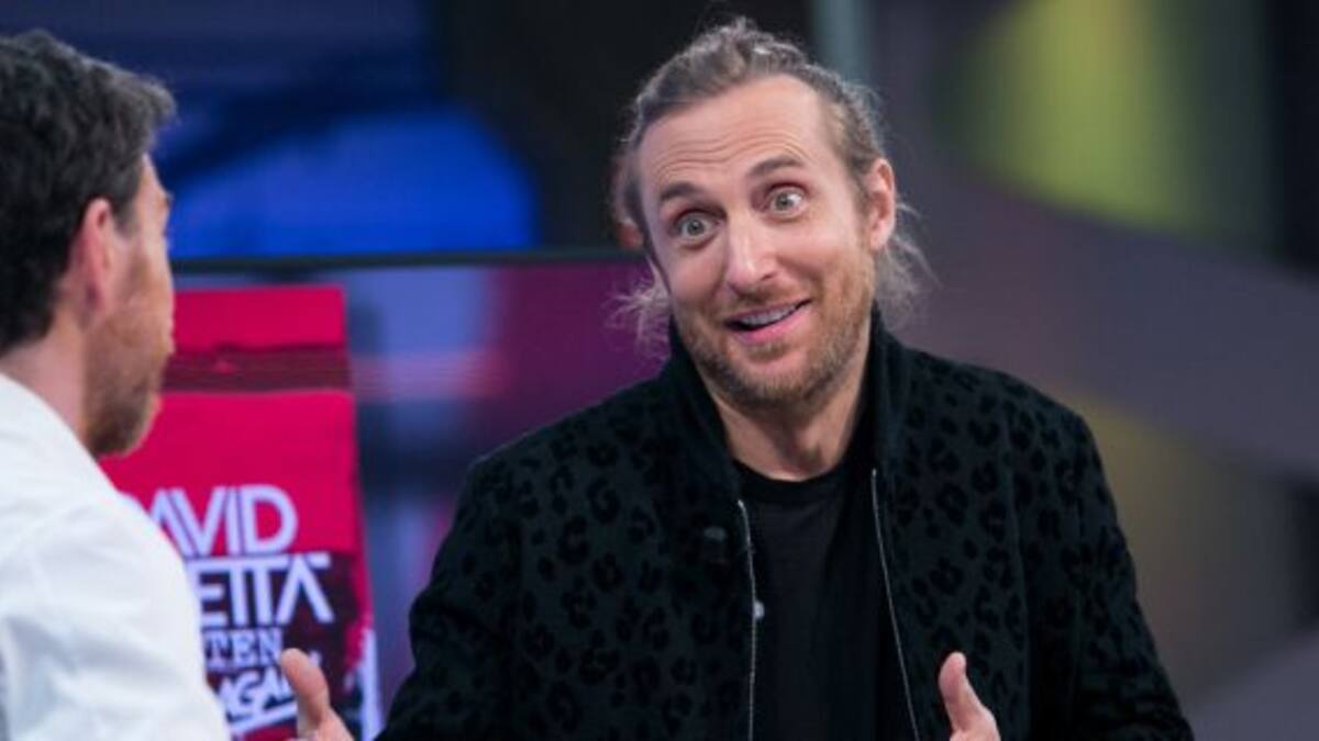 Le graban un videoclip a David Guetta en 30 segundos