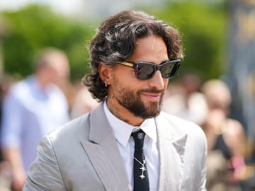 Maluma y Blessd vuelven al instituto en un intento por retrasar las manecillas de 'El Reloj': mira el vídeo