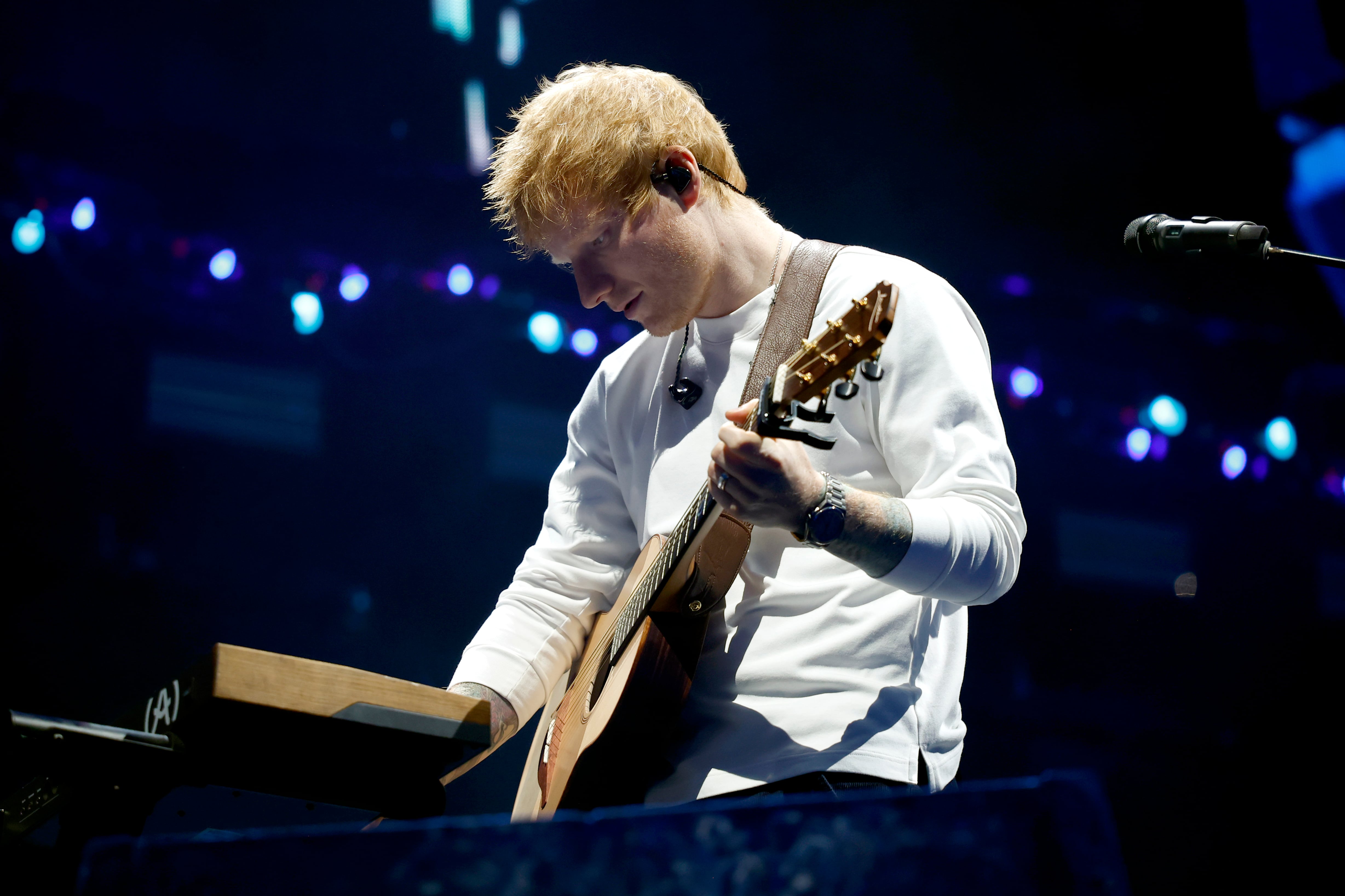 Ed Sheeran, en los iHeartRadio z100's Jingle Ball 2025.