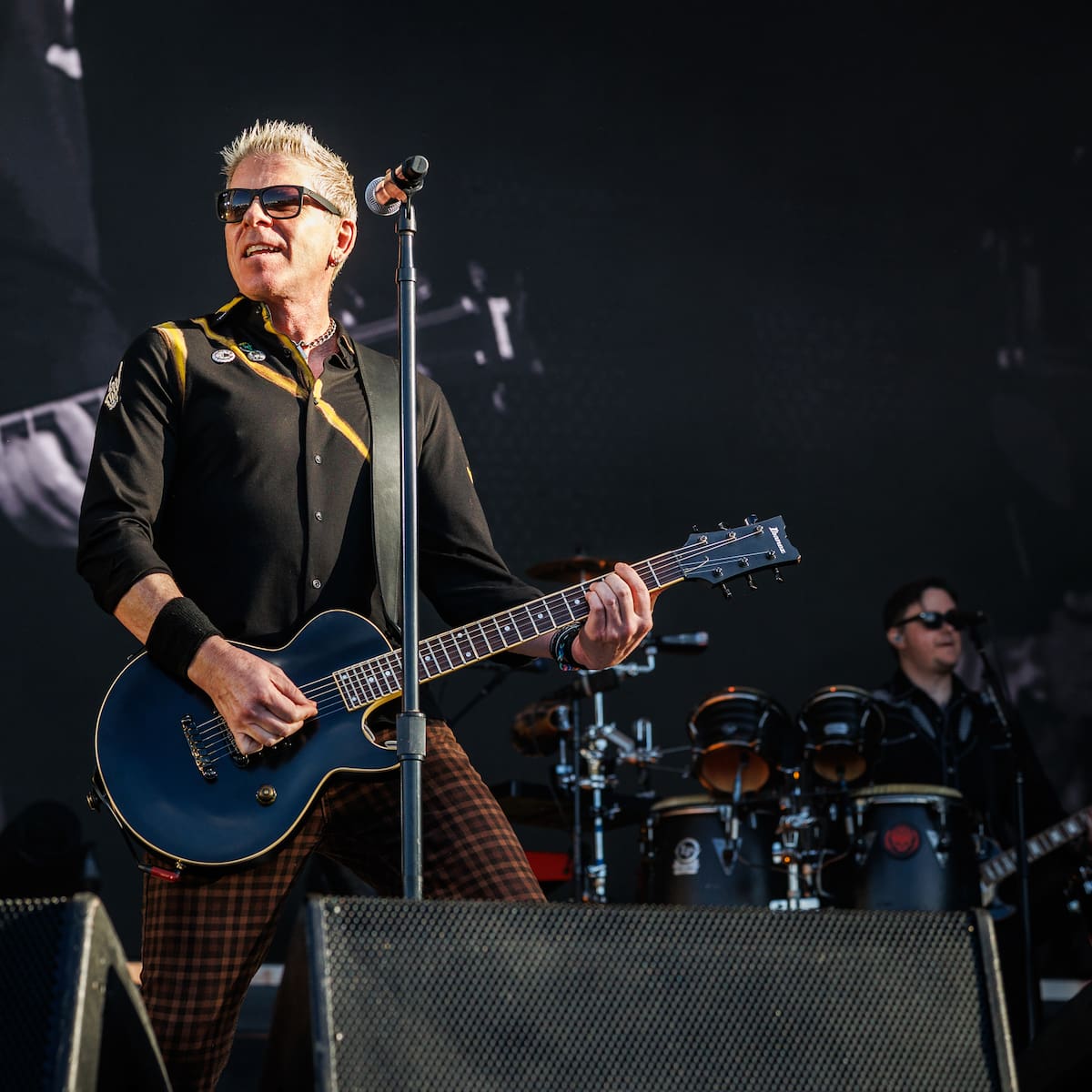 The Offspring versiona 'Love Story' de Taylor Swift como nunca lo habíamos visto... ¡con pogo incluido!