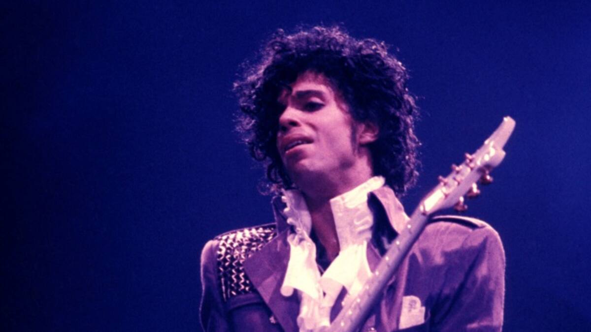 Puedes comprar la chaqueta de Prince por 8.000$