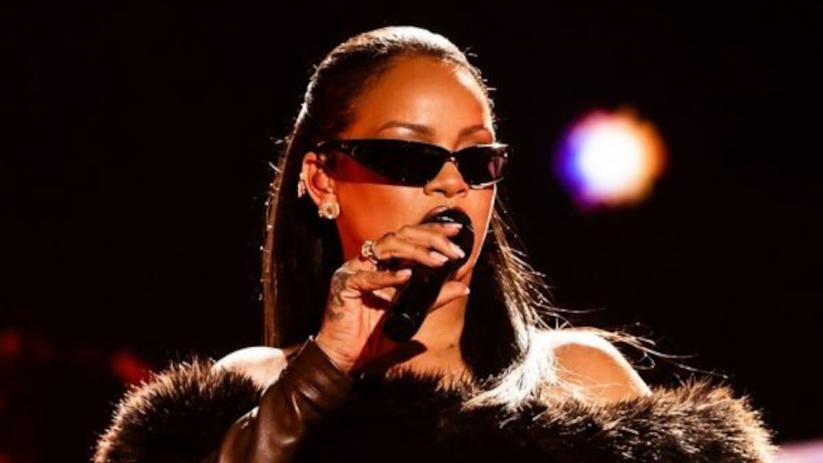 Rihanna sorprendió en Nueva York y volvió a cantar en vivo junto a Jay-Z