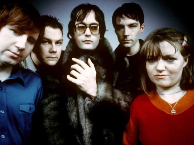 Pulp en 1998. De izquierda a derecha: Mark Webber, Nick Banks, Jarvis Cocker, Steve Mackey, Candida Doyle.