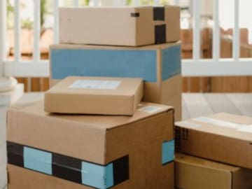 Si has dejado en el contenedor un paquete con tu dirección, atención a esto