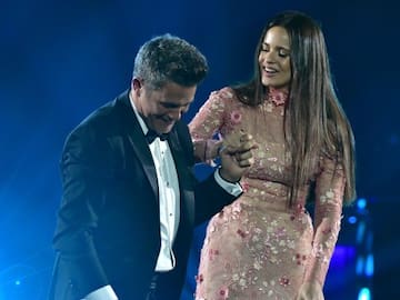 LAS PALABRAS DE ALEJANDRO SANZ A ROSALÍA QUE APLAUDEN MIGUEL BOSÉ, ANA TORROJA O INMA CUESTA