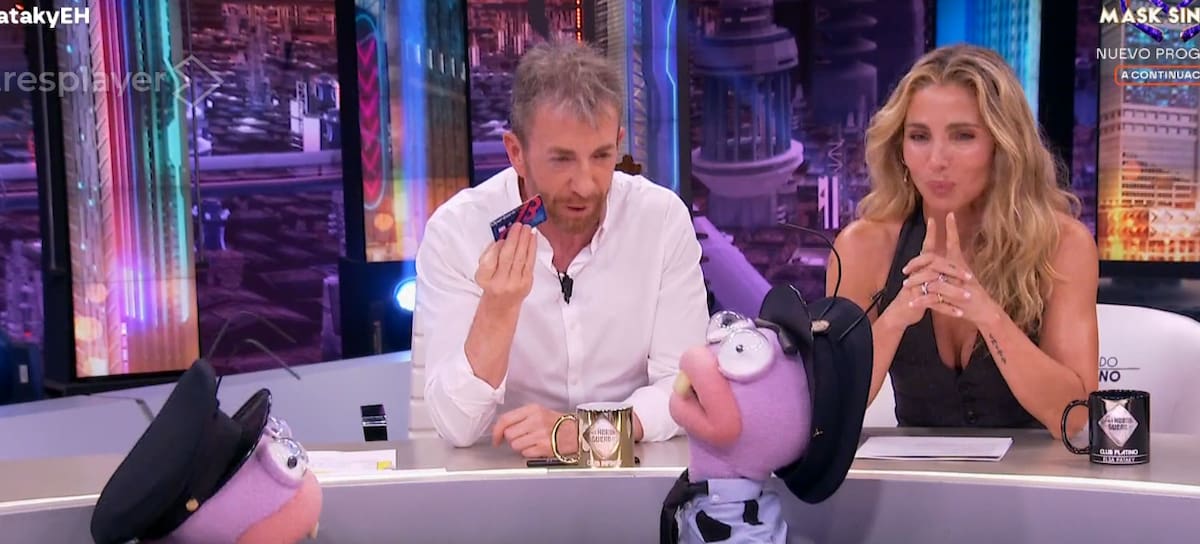 Pablo Motos y Elsa Pataky en 'El Hormiguero'