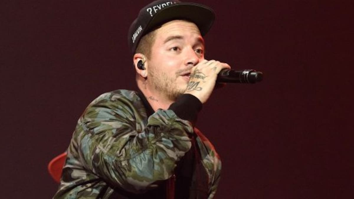J Balvin muestra por primera vez a su novia