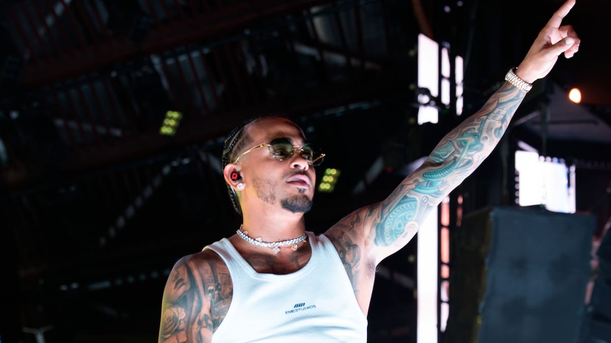 Ozuna arranca 'Una Aventura World Tour' en Ibiza con un concierto lleno de éxitos de ayer, hoy y mañana