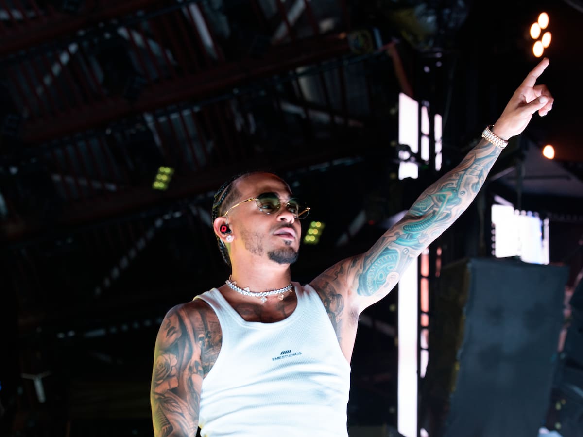Ozuna arranca 'Una Aventura World Tour' en Ibiza con un concierto lleno de éxitos de ayer, hoy y mañana