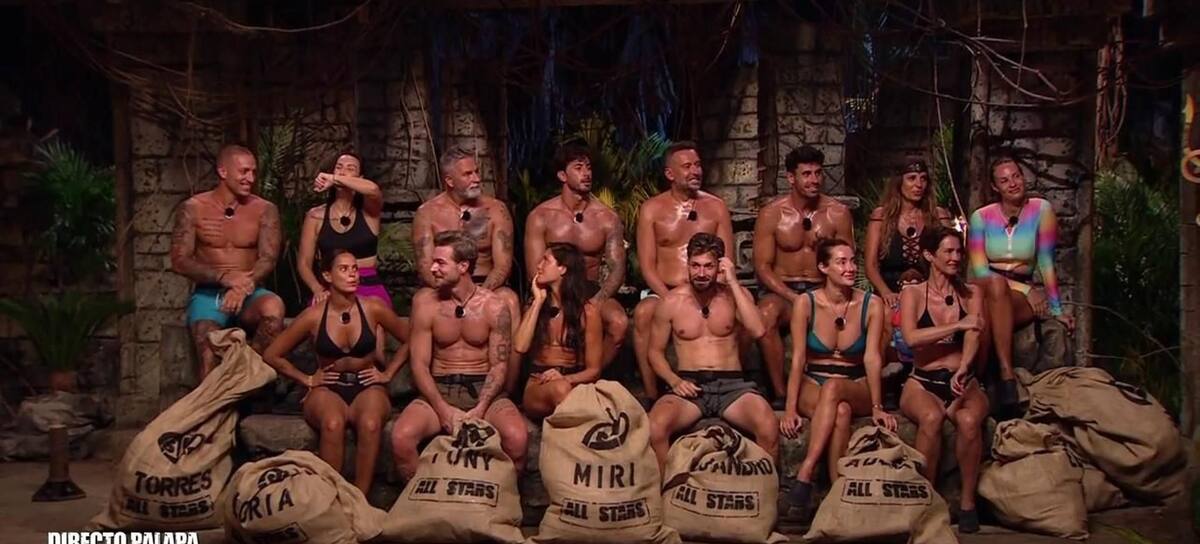 Palapa inaugurada en 'Supervivientes All Stars 2' con las primeras nominaciones.