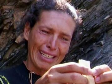 Lara Sajen no puede evitar las lágrimas cuando descubre la traición de Olga Moreno en ‘Supervivientes’