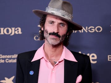 Leiva visita ‘La Revuelta’ y sorprende compartiendo las imágenes del primer videoclip de su carrera y no es lo que esperábamos