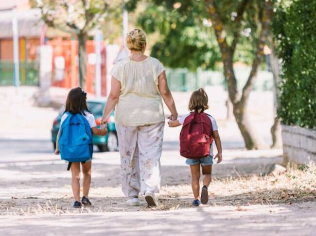 Las familias monoparentales también pueden solicitar esta ayuda