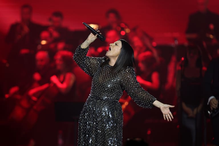 Fue una noche por y para Laura Pausini que vivió todo tipo de emociones y que, como no podía ser de otra manera, también subió a cantar para agradecer ese cariño recibido.