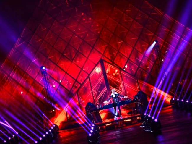 David Guetta, durante su show United at Home en el Louvre en París (Francia) en 2020