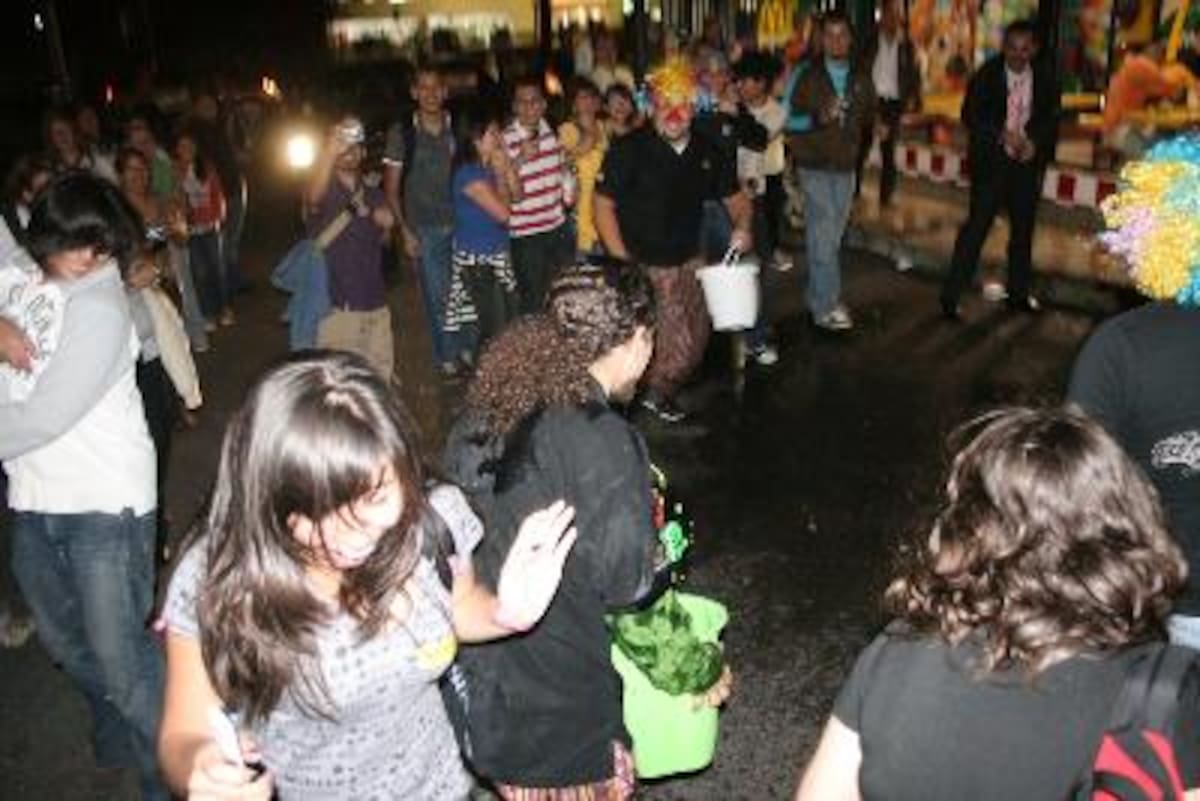 La Hora sin Nombre Segundo Aniversario Mc Donald's Zapote