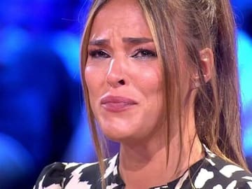 Marta Peñate, entre lágrimas: “‘La isla de las tentaciones’ me salvó la vida” no podía salir del bucle”